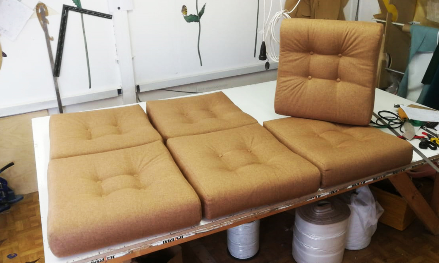 Поролоновые подушки для дивана